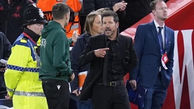 Diego Pablo Simeone, en Anfield (Foto: Europa Press)