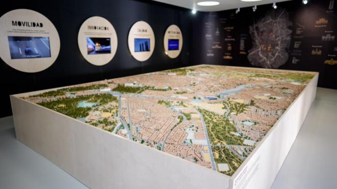 Los túneles de la M-30, con las balizas instaladas (Foto: Ayuntamiento de Madrid).