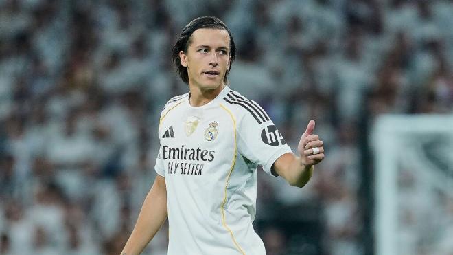 Álvaro Carreras en un partido con el Madrid (Cordon Press)