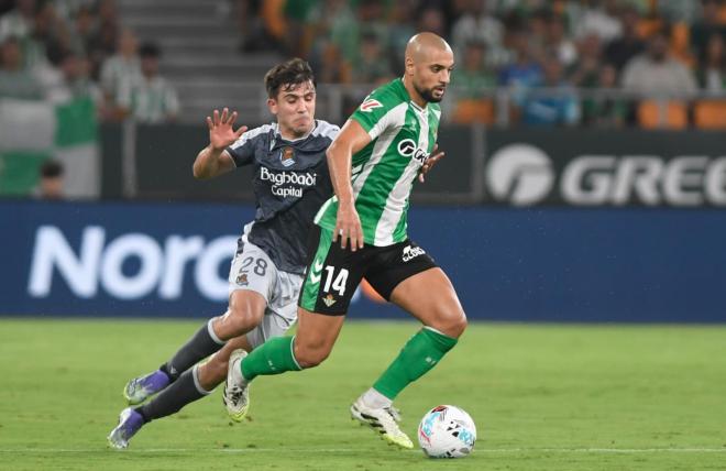 Amrabat, en el Betis-Real Sociedad (Foto: Kiko Hurtado).