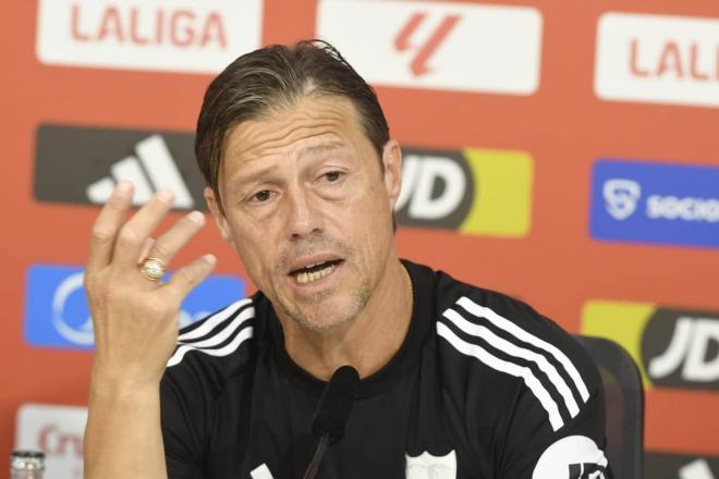 Matías Almeyda, en sala de prensa con el Sevilla (Foto: Kiko Hurtado).