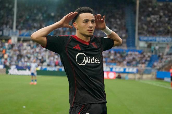 Rubén Vargas celebra su gol al Alavés (Foto: EFE)
