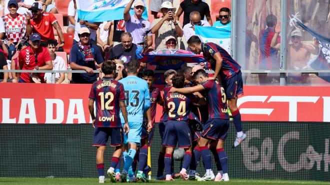 Celebración de un gol en el Girona - Levante (Foto: LALIGA).