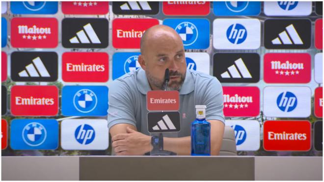 Manolo González, en rueda de prensa.