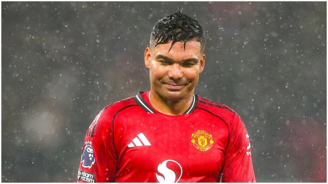 La expulsión de Casemiro ante el Chelsea. (@PremierLeague)