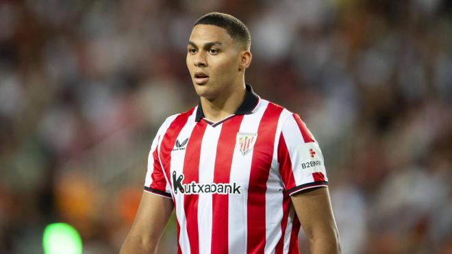 Maroan Sannadi tuvo algunos minutos en Mestalla ante el Valencia CF (Foto: Athletic Club).