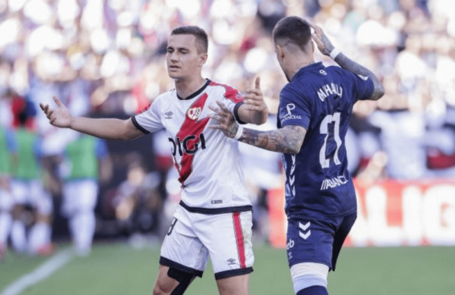 Mihailo Ristic en Vallecas (Foto: LaLiga).
