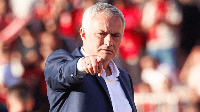José Mourinho, en su debut con el Benfica.