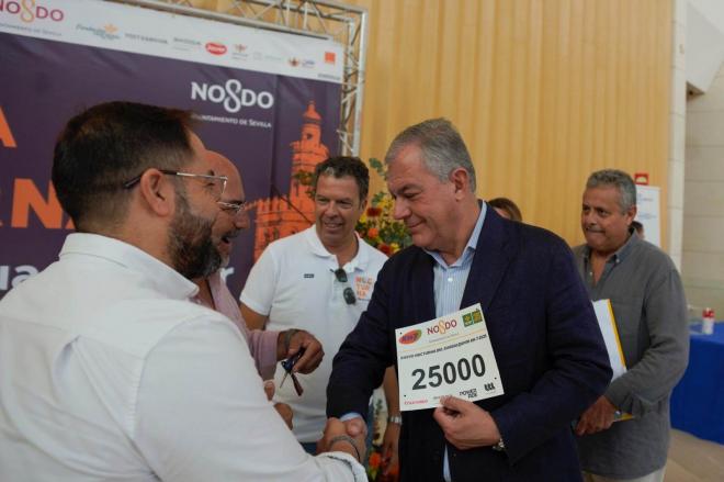 La XXXVII Carrera Nocturna del Guadalquivir bate su récord histórico.