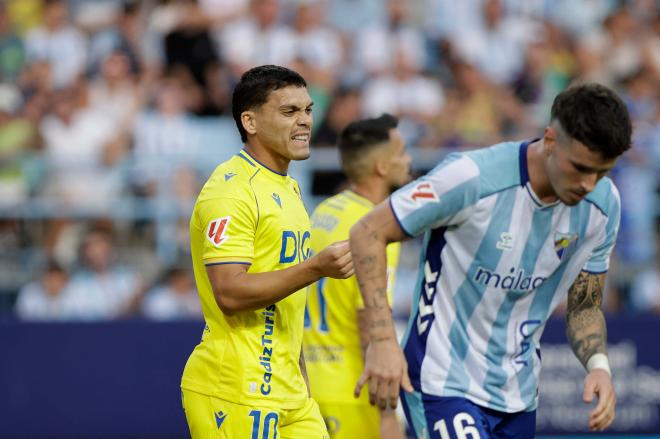 Brian Ocampo, durante el Málaga-Cádiz (Foto: LaLiga).