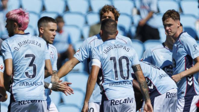 Los jugadores del Celta, antes de un partido (Foto: LALIGA).