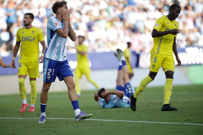 Adrián Niño, en el Málaga-Cádiz (Foto: LaLiga).