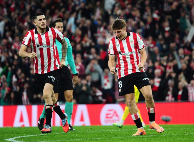 Mikel Jauregizar celebra su gol en el Athletic-Girona de San Mamés (Foto: LALIGA).