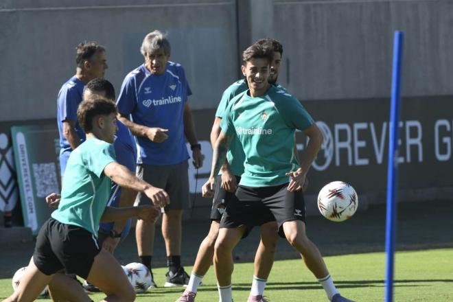 Valentín Gómez, en el entrenamiento de este martes (Foto: Kiko Hurtado).