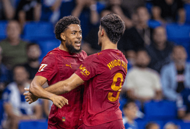 Danjuma y Hugo Duro ante el Espanyol (Foto: Valencia CF)