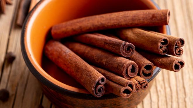 Cañas de canela (Foto: Freepik)