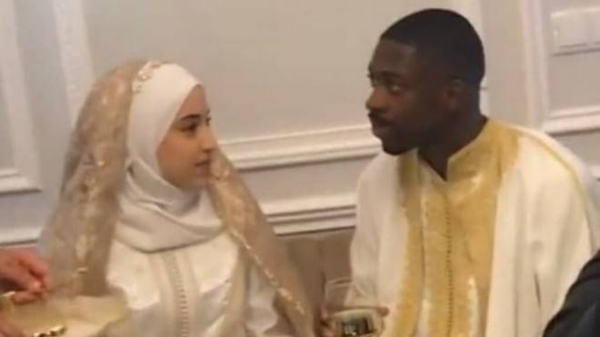 Dembélé con Rima Edbouche el día de su boda (redes sociales)