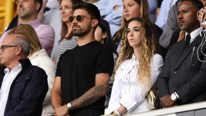 Rúben Neves y Rute Cardoso en el homenaje a Diogo Jota (Cordon Press)