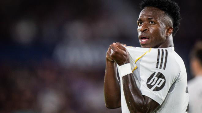 Vinicius celebra un gol con el Real Madrid (Foto: Cordon Press)