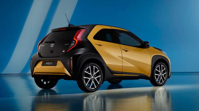 Toyota Aygo X Cross Hybrid 2026