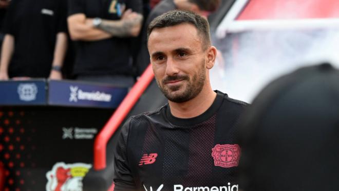 Aleix García durante un partido con el Bayer Leverkusen (Fuente: Cordon Press)