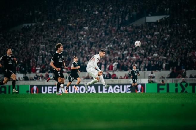 Gol de Badredine Bouanani (Foto: Stuttgart).