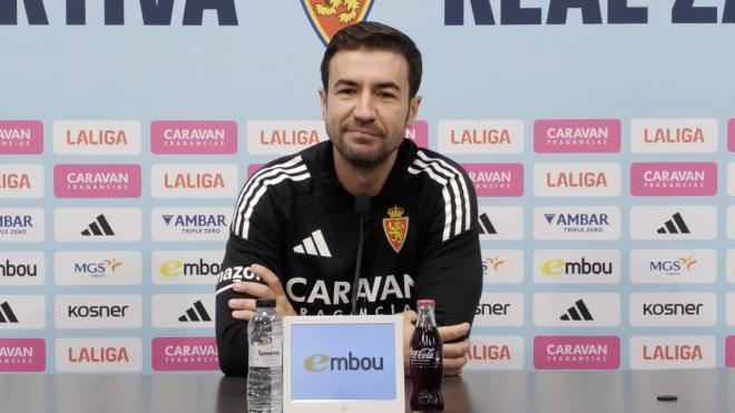 Gabi Fernández, en sala de prensa (Imagen: Real Zaragoza).