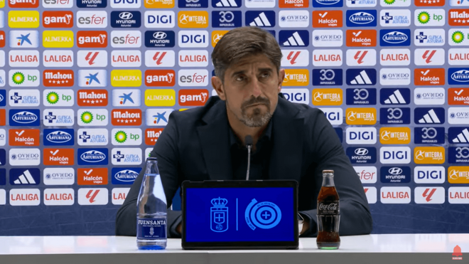Veljko Paunovic, en rueda de prensa del Real Oviedo.