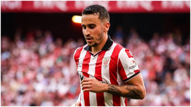 Álex Berenguer, en un partido con el Athletic Club. (Cordon Press)