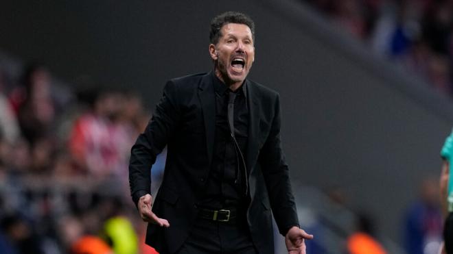 Diego Pablo Simeone durante el partido contra el Rayo Vallecano (Fuente: Europa Press)