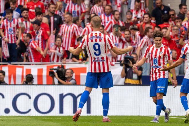 Sorloth celebra su gol en el derbi madrileño (Foto: Cordon Press).