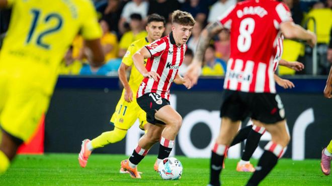 Mikel Jauregizar ante el Villarreal en La Cerámica (Foto: Athletic Club).