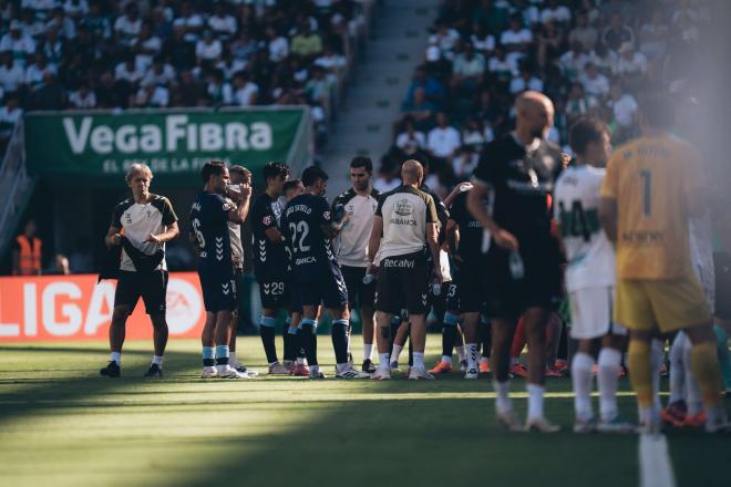 Pausa de hidratación en el Elche-Celta (Foto: Celta).