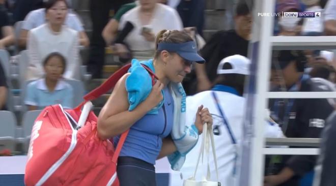 Las lágrimas de Paula Badosa tras perder en el Abierto de China.