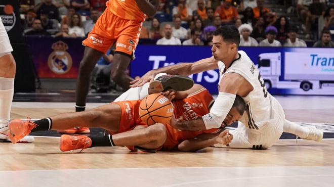 Real Madrid - Valencia Basket en la final de la Supercopa (Foto: ACB)