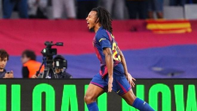 Jules Koundé celebra su gol en el Barcelona-Real Sociedad (foto: LALIGA).