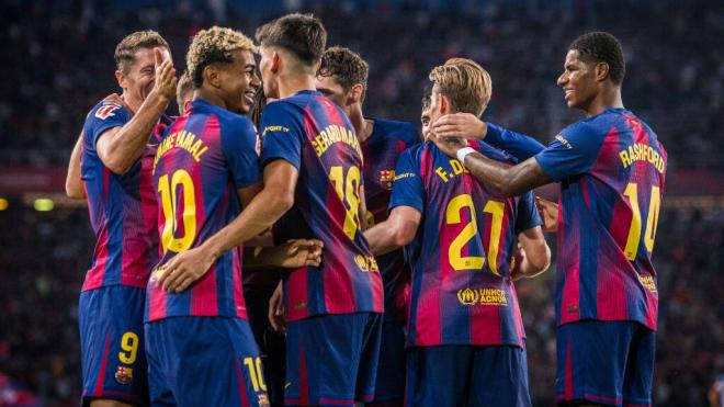 El Barça celebra la victoria en Montjuic (Cordon Press)