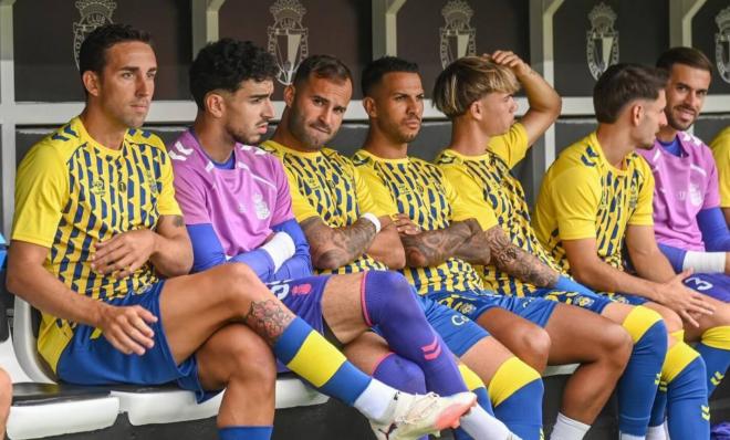 Jesé Rodríguez, en el banquillo de Las Palmas (Foto: LALIGA).