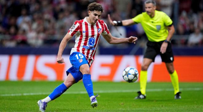 Julián Álvarez tirando su penalti a lo Panenka (Europa Press)