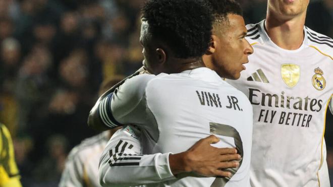 Kylian Mbappé y Vinicius ante el Kairat Almaty (Foto: EFE)