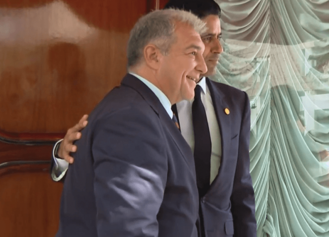 Laporta junto a Al-Khelaifi en la comida de directivas (Foto: ElDesmarque)