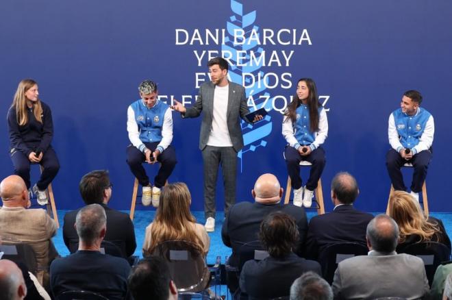 Elena Vázquez, Dani Barcia, Rodrigo Vázquez, Eva Dios y Yeremay Hernández (Foto: RC Deportivo).