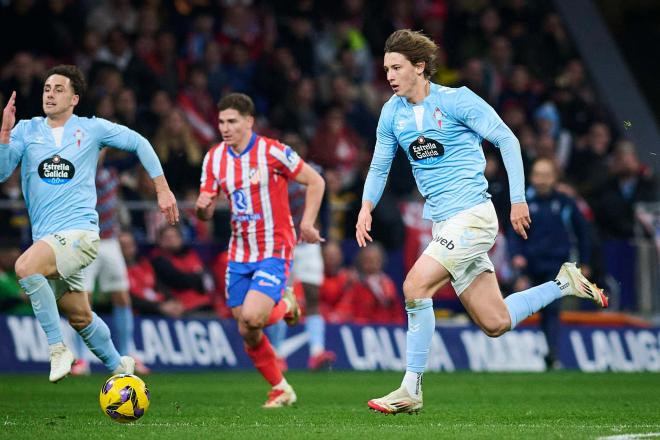 Julián Álvarez contra el Celta (Cordon Press)