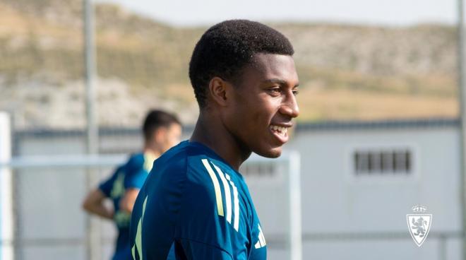Alejandro Gomes, jugador del Real Zaragoza (Foto: Real Zaragoza).
