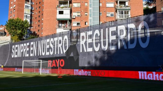 La lona del Estadio de Vallecas (Union Rayo)