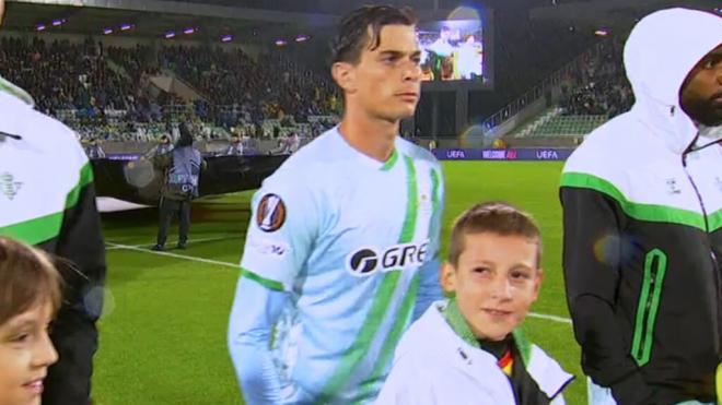 Valentín Gómez, antes del Ludogorets - Betis.