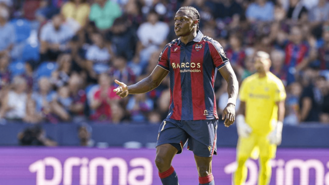 Etta Eyong, en un partido con el Levante (Foto: LaLiga).