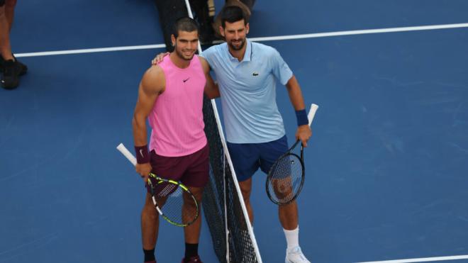 Carlos Alcaraz y Novak Djokovic antes de enfrentarse en el US Open (Cordon Press)
