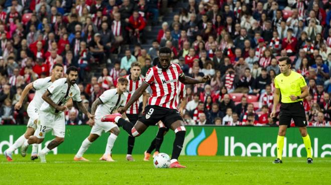 Gol de Iñaki Williams de penalti en San Mamés ante el Mallorca (Foto: Athletic Club).