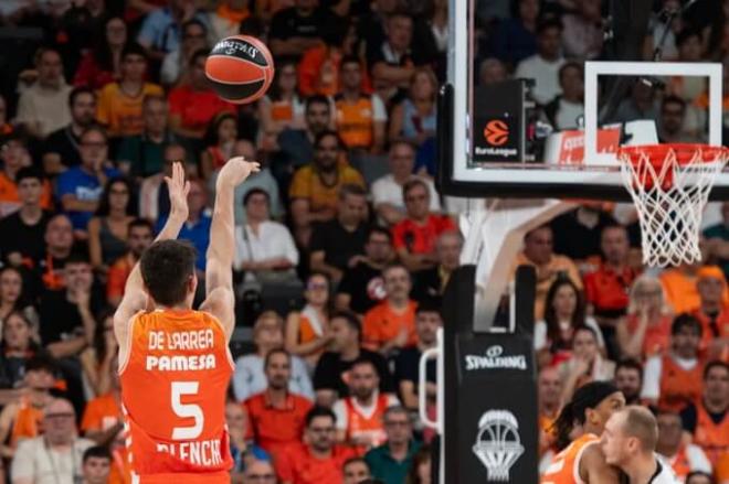Valencia Basket inaugura a lo grande el Roig Arena con victoria ante la Virtus (103-94)
